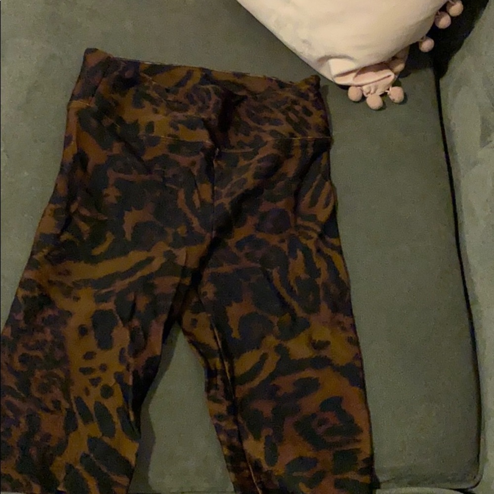 High waisted cheetah biker shorts